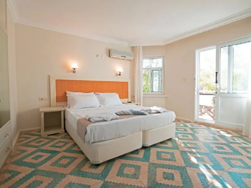Chillos Beach Hotel Lounge 24