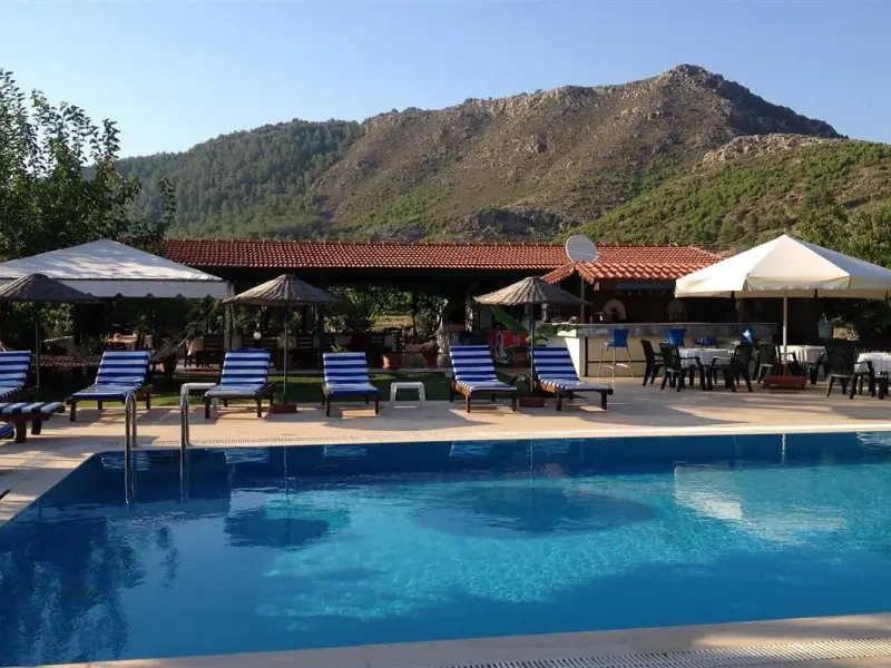 Erol Motel 5