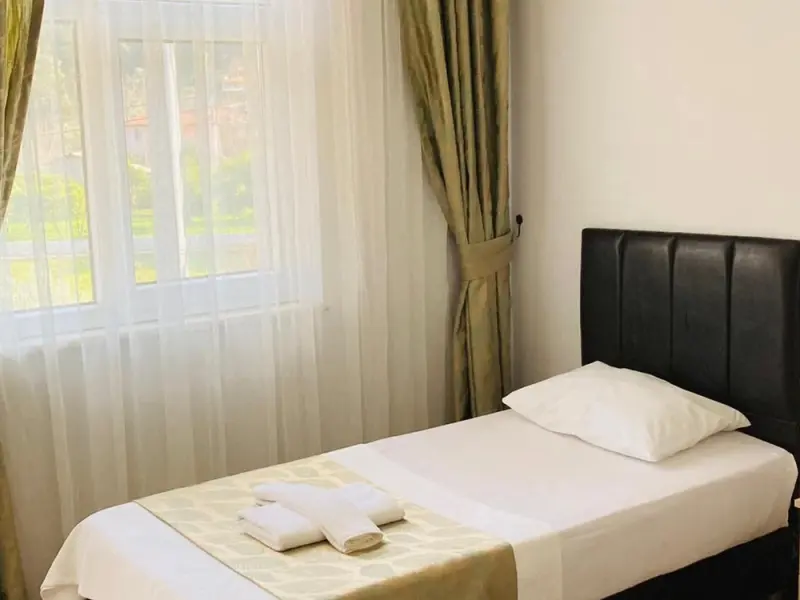 Bybassios Hotel 6