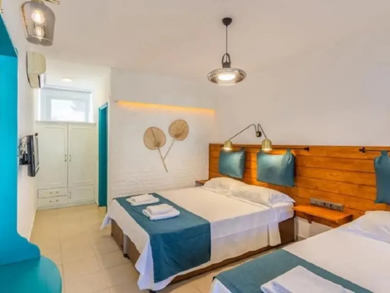 Avlu Butik Otel Palamutbükü 13