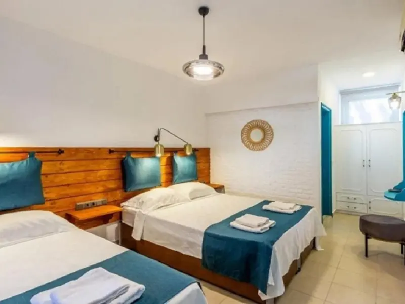 Avlu Butik Otel Palamutbükü 8