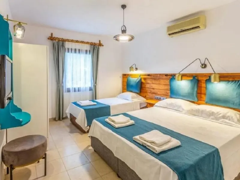 Avlu Butik Otel Palamutbükü 10