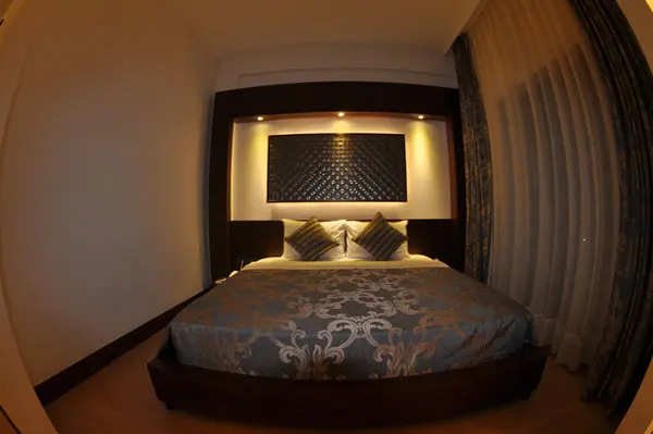 Small Beach Hotel 13