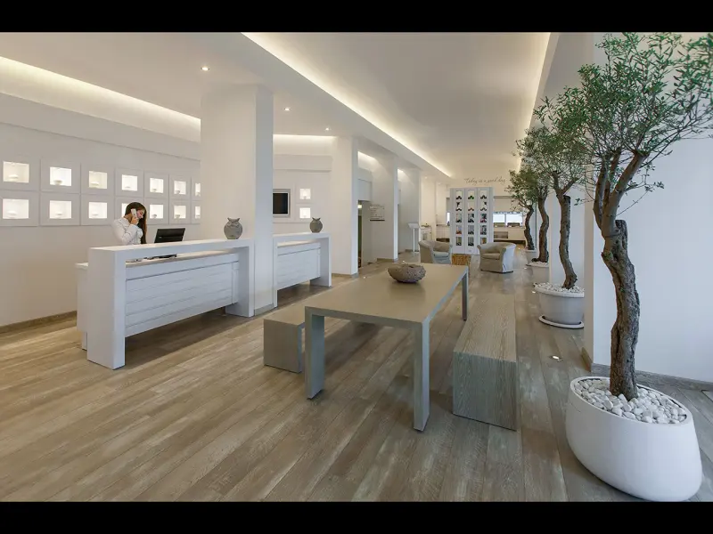 The Beachfront Hotel 11