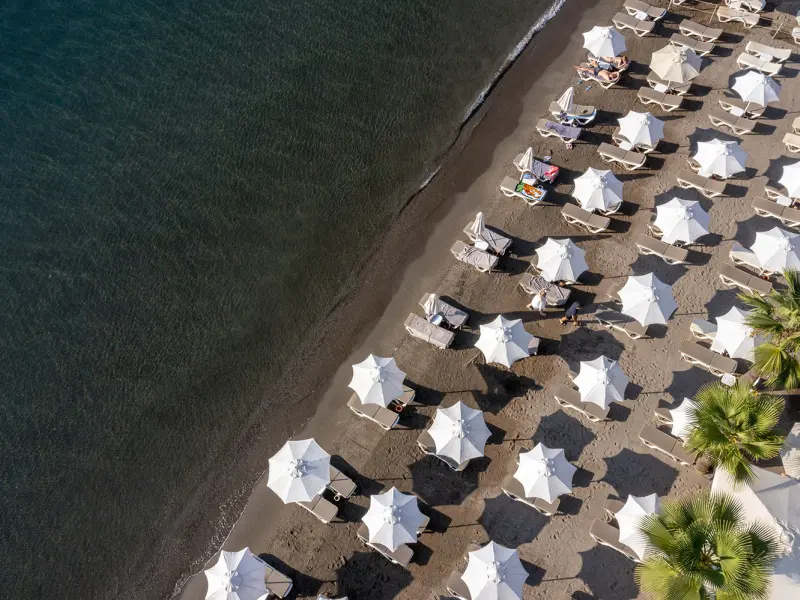 The Beachfront Hotel 2