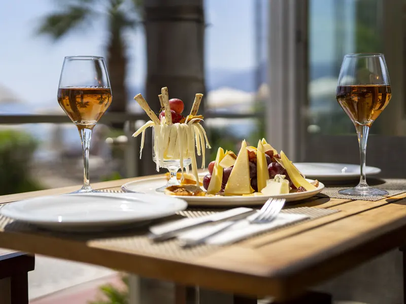 The Beachfront Hotel 8