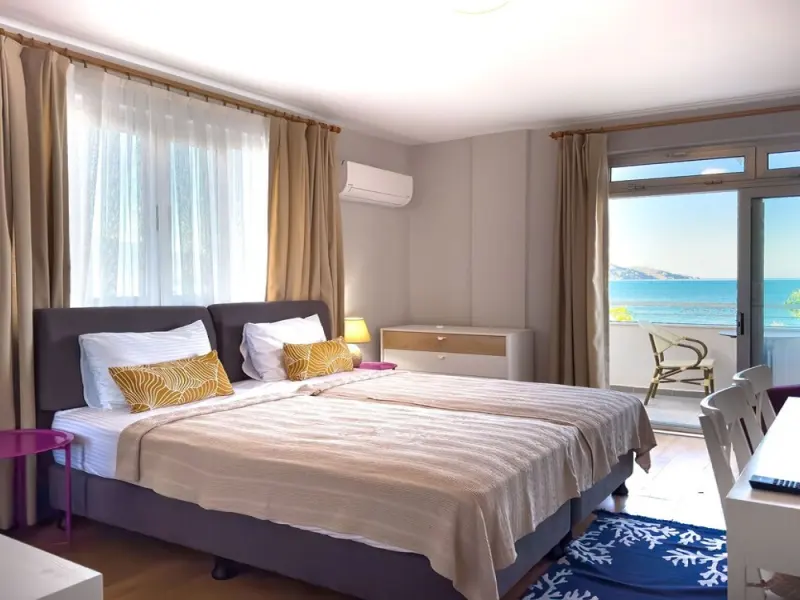 Cloud9 rooms 4