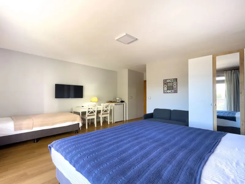 Cloud9 rooms 5