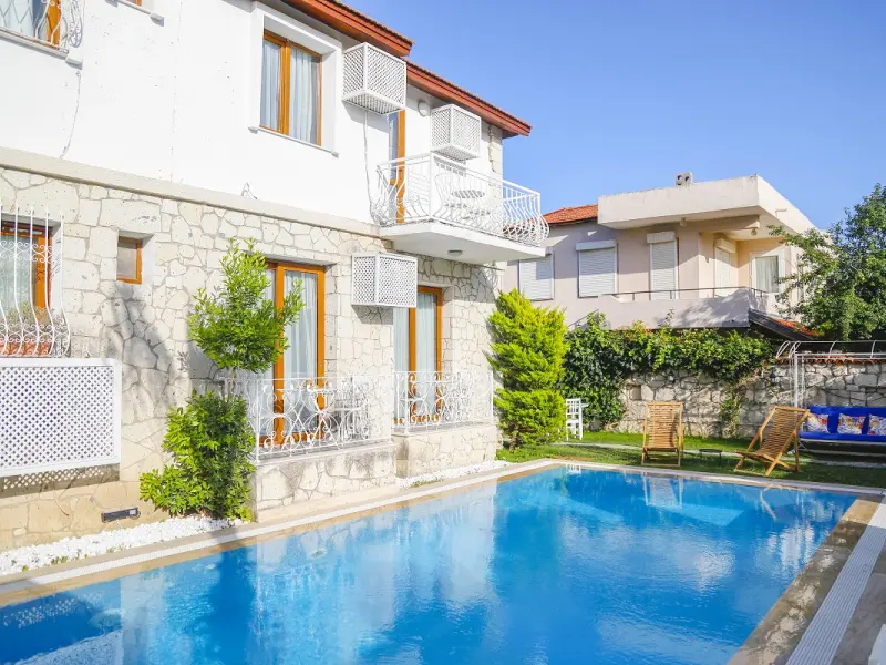 Alaçatı Limoni Otel 11