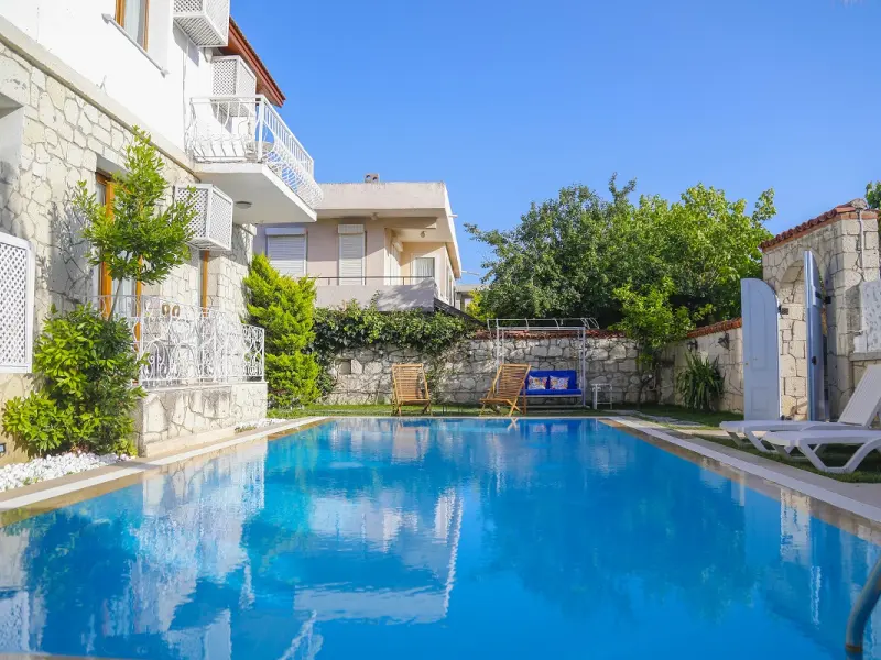 Alaçatı Limoni Otel 3