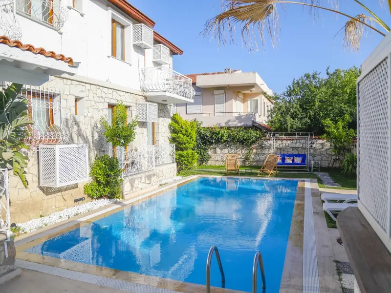 Alaçatı Limoni Otel 4