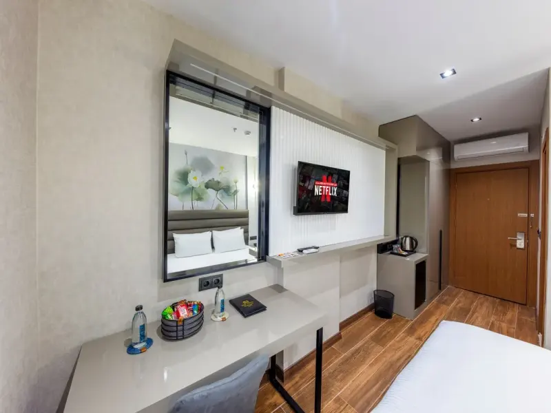 Premium Dem Hotel 2