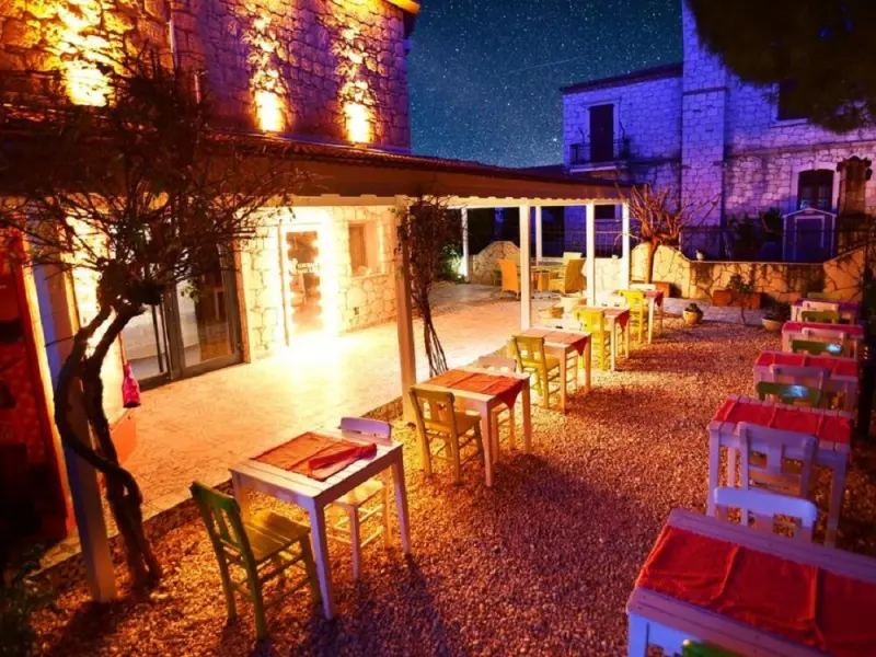 Kekik Alaçatı Otel Mayko 9