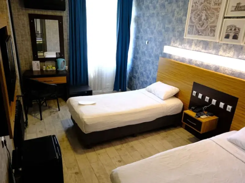 Esin Otel 16