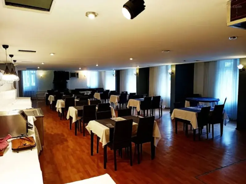 Esin Otel 19