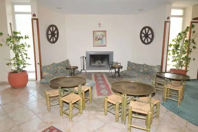 Villa Lycus Hotel 9