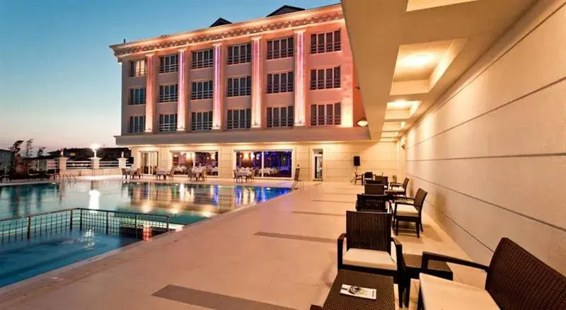 Mercia Hotel Resorts 12