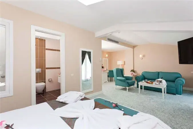 Mercia Hotel Resorts 24