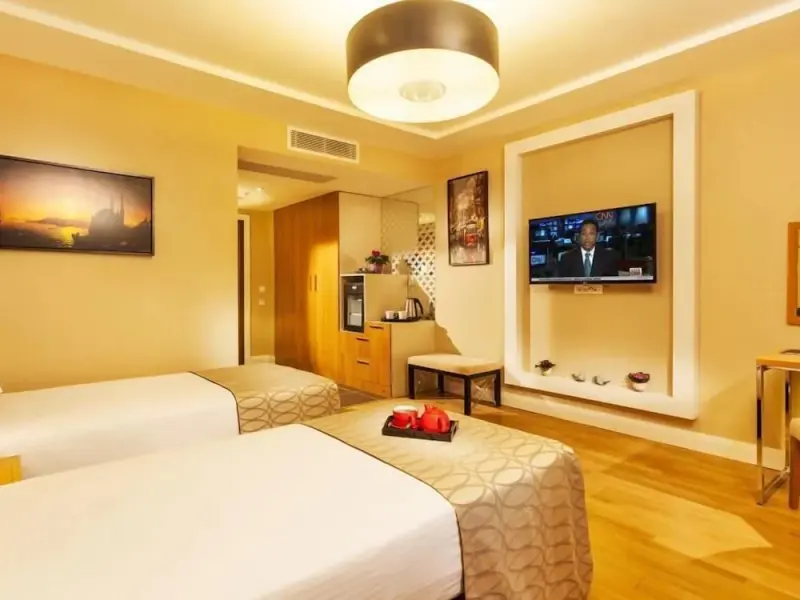Nidya Hotel 28