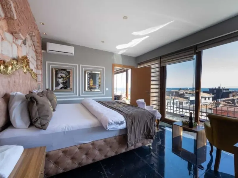 Holiday Business Suit Otel 30