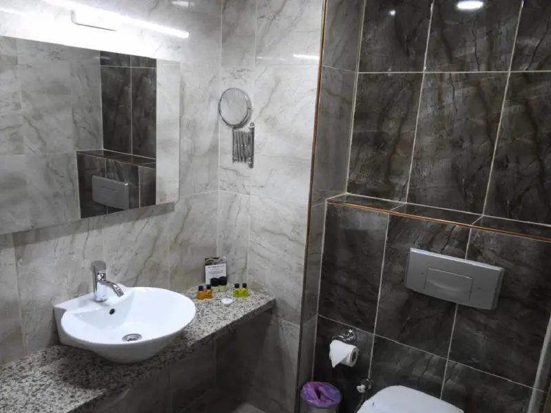 Inn Town Hotel 20
