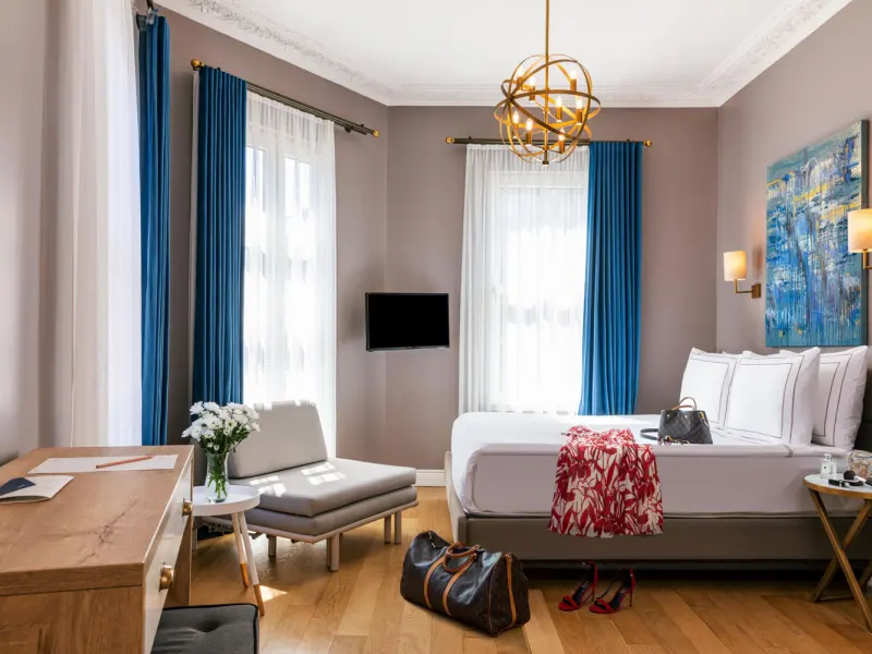 Petros Hotel 6