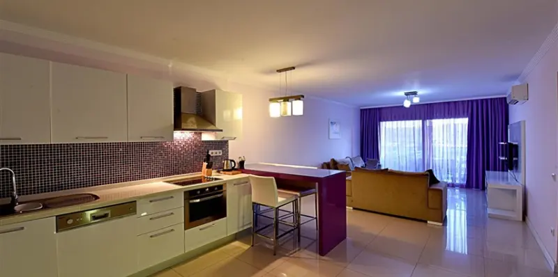 Royal Palm Residences 15
