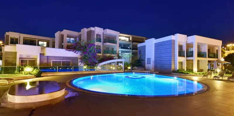 Royal Palm Residences 4