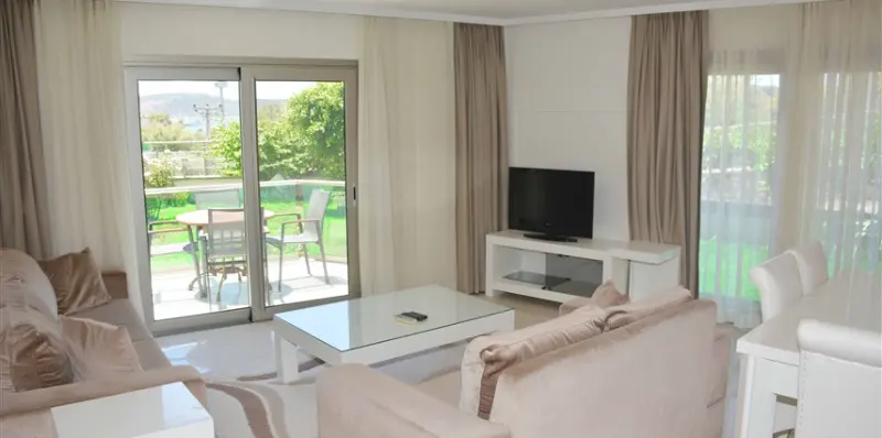 Royal Palm Residences 6