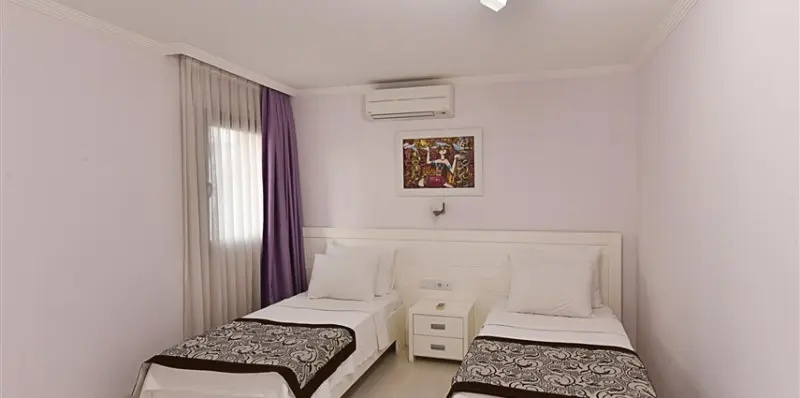 Royal Palm Residences 10