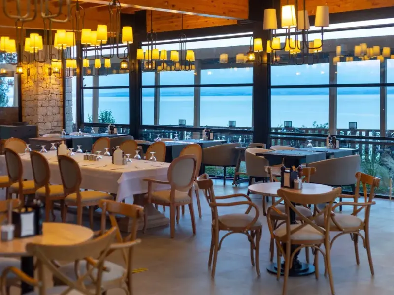 Maristone Hotels 5