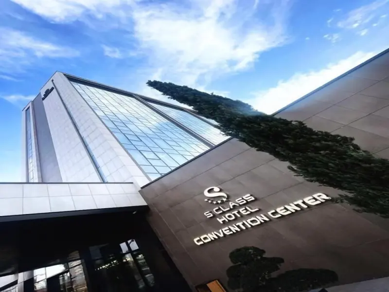 S Class Hotel & Convetion Center 13