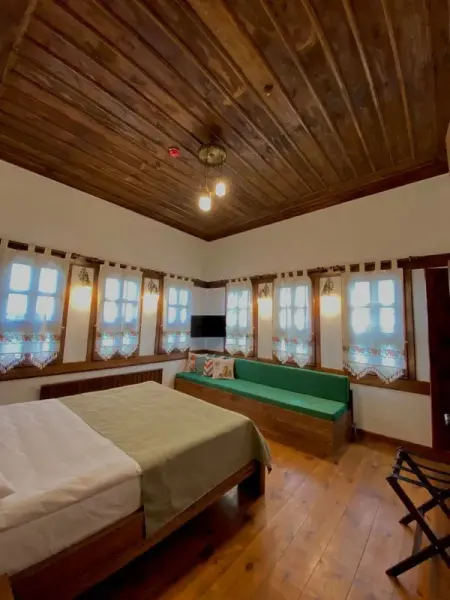 Saffronia 1900 Boutique  Hotel 9