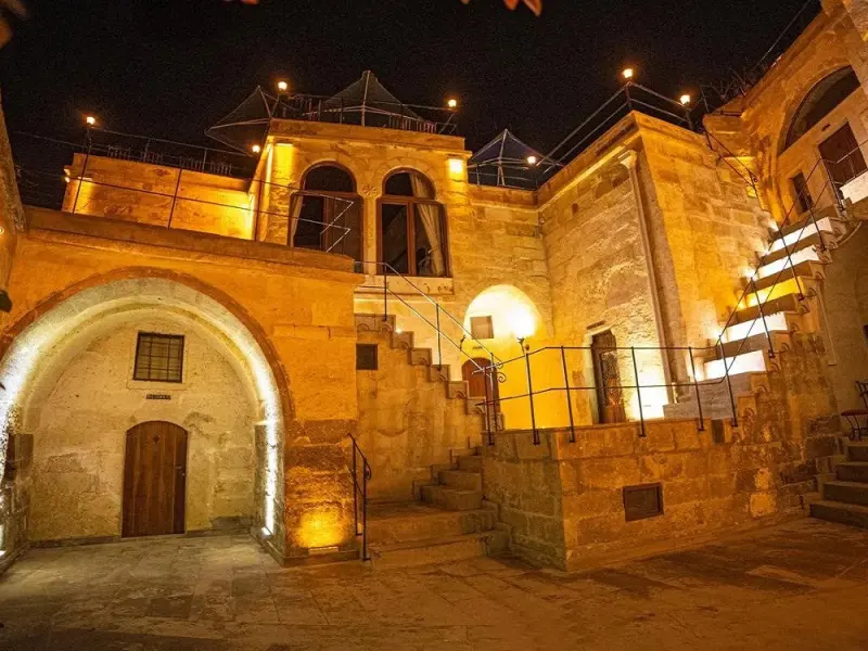 Pietra Cave Suites 1