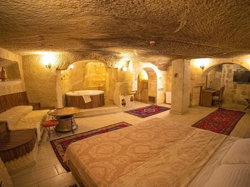 Pietra Cave Suites 6