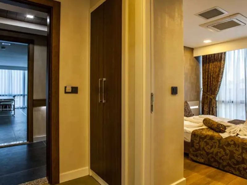 Liv Suit Hotel Spa 25