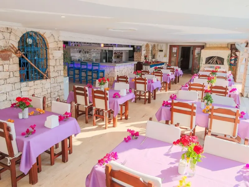 Amphora Hotel 23