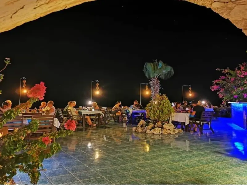 Amphora Hotel 31