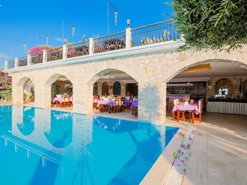 Amphora Hotel 4