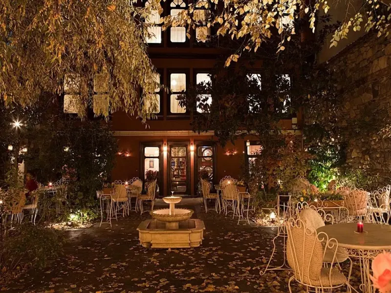 Kitap Evi Otel 1