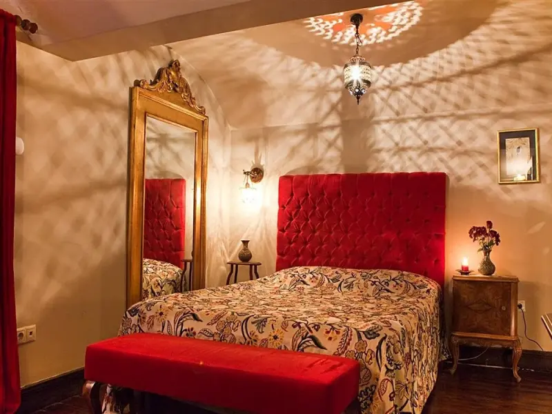 Kitap Evi Otel 13