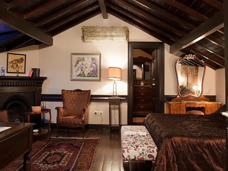 Kitap Evi Otel 5