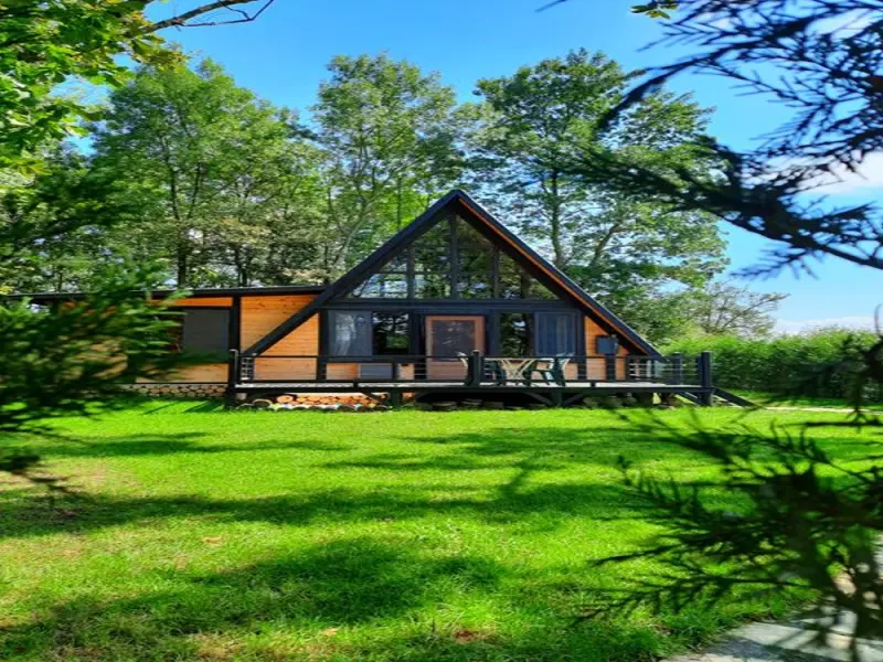 Pentalow Cabin 1