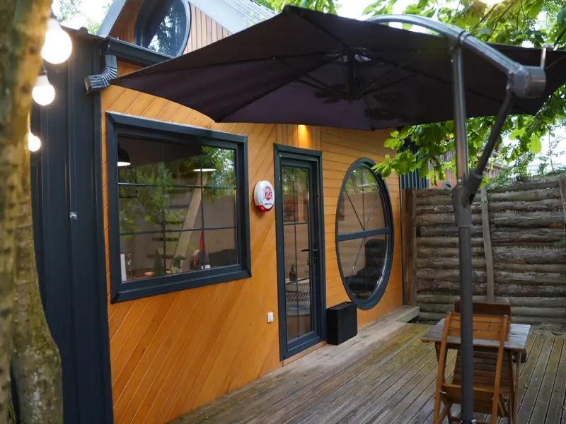 Pentalow Cabin 2