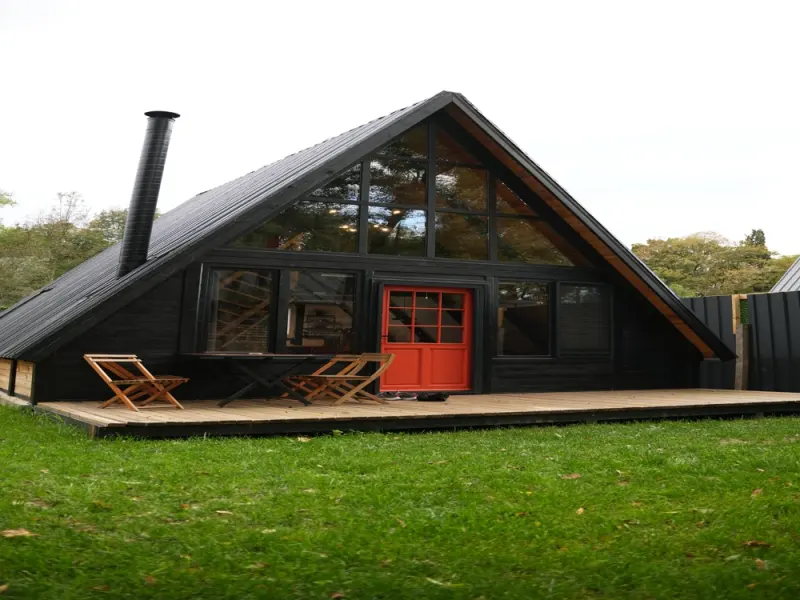 Pentalow Cabin 3