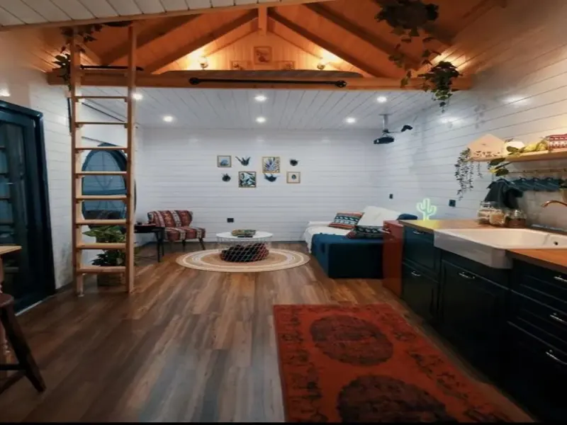 Pentalow Cabin 49
