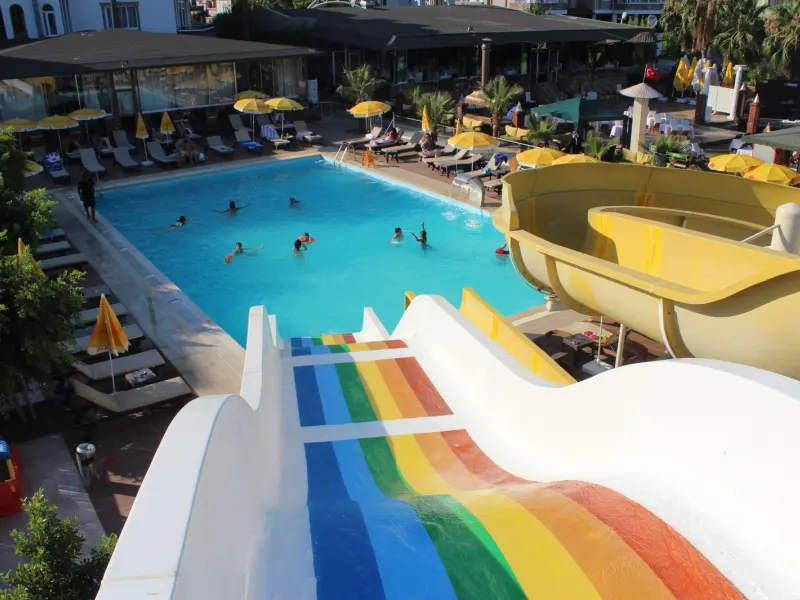 Ünlüselek Hotel 1