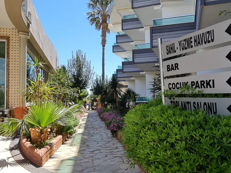 Ünlüselek Hotel 3
