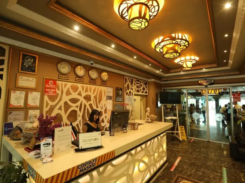Ünlüselek Hotel 9