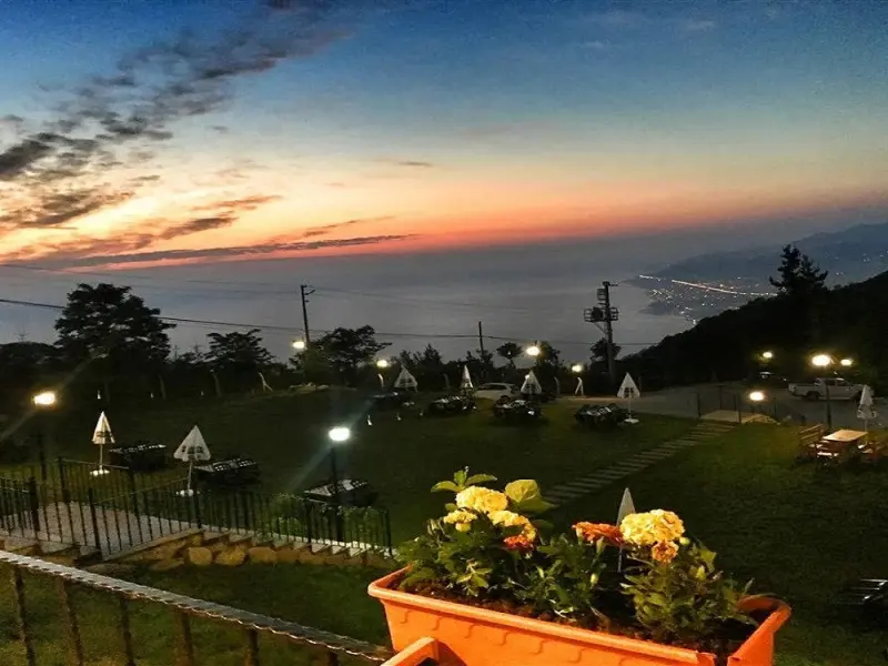Akamoy Otel 4